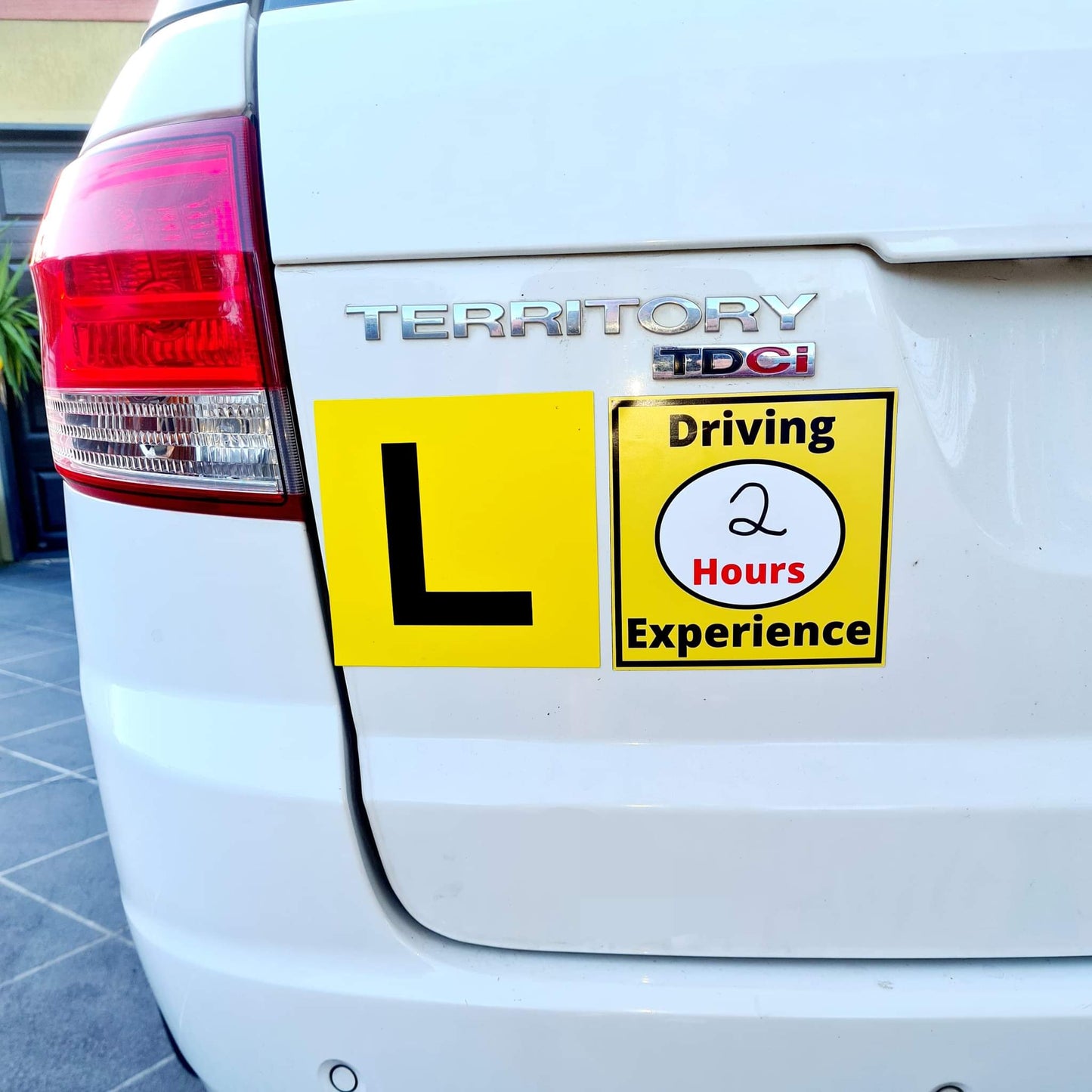 Learner driver hours sign + dry ease marker